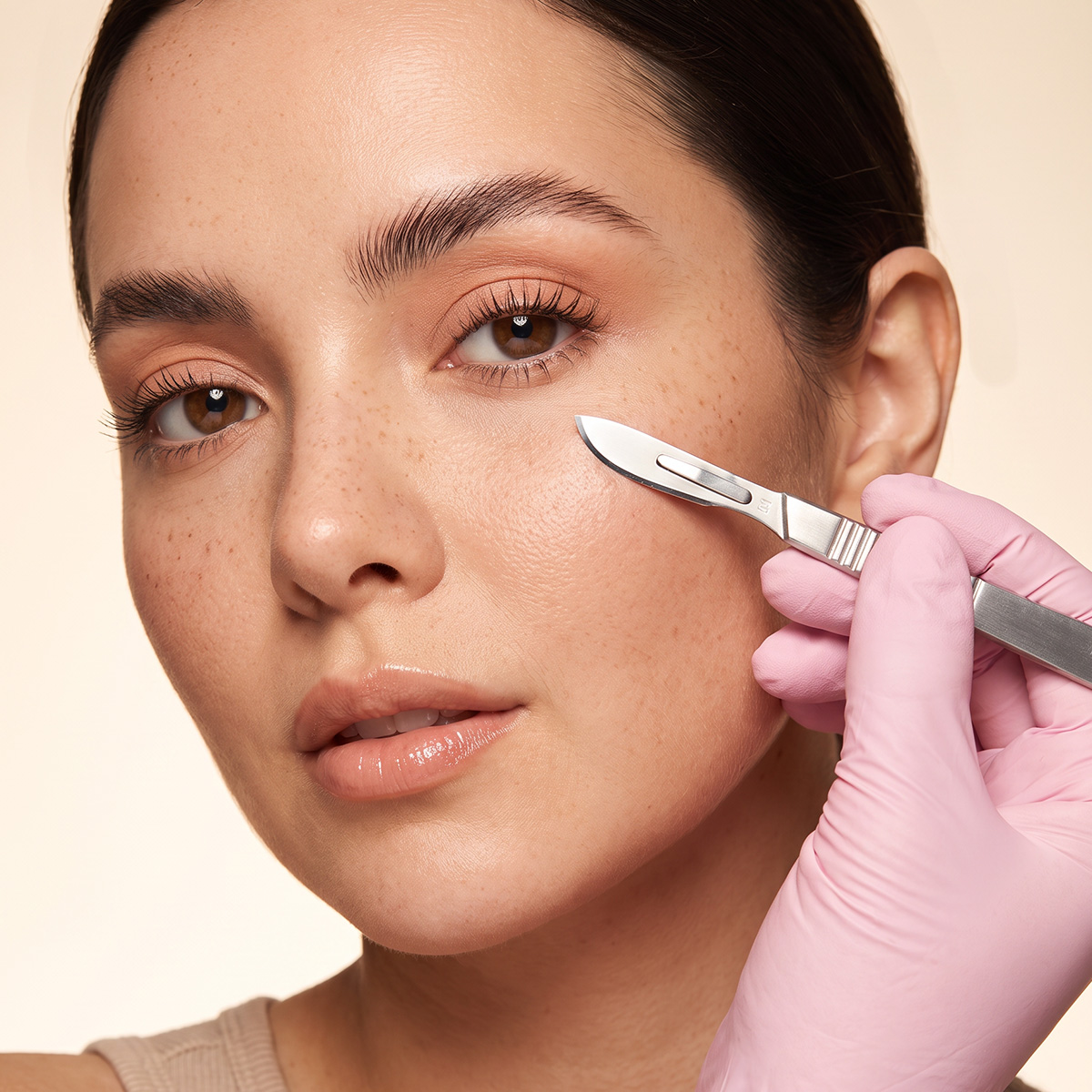 Dermaplaning Facial Glow